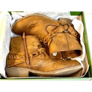 Trotters Luxury Bootie Women's 7.5